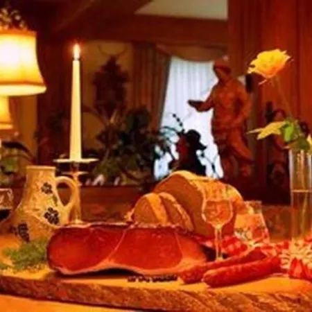 Schwarzwaldhof Otel Enzklösterle